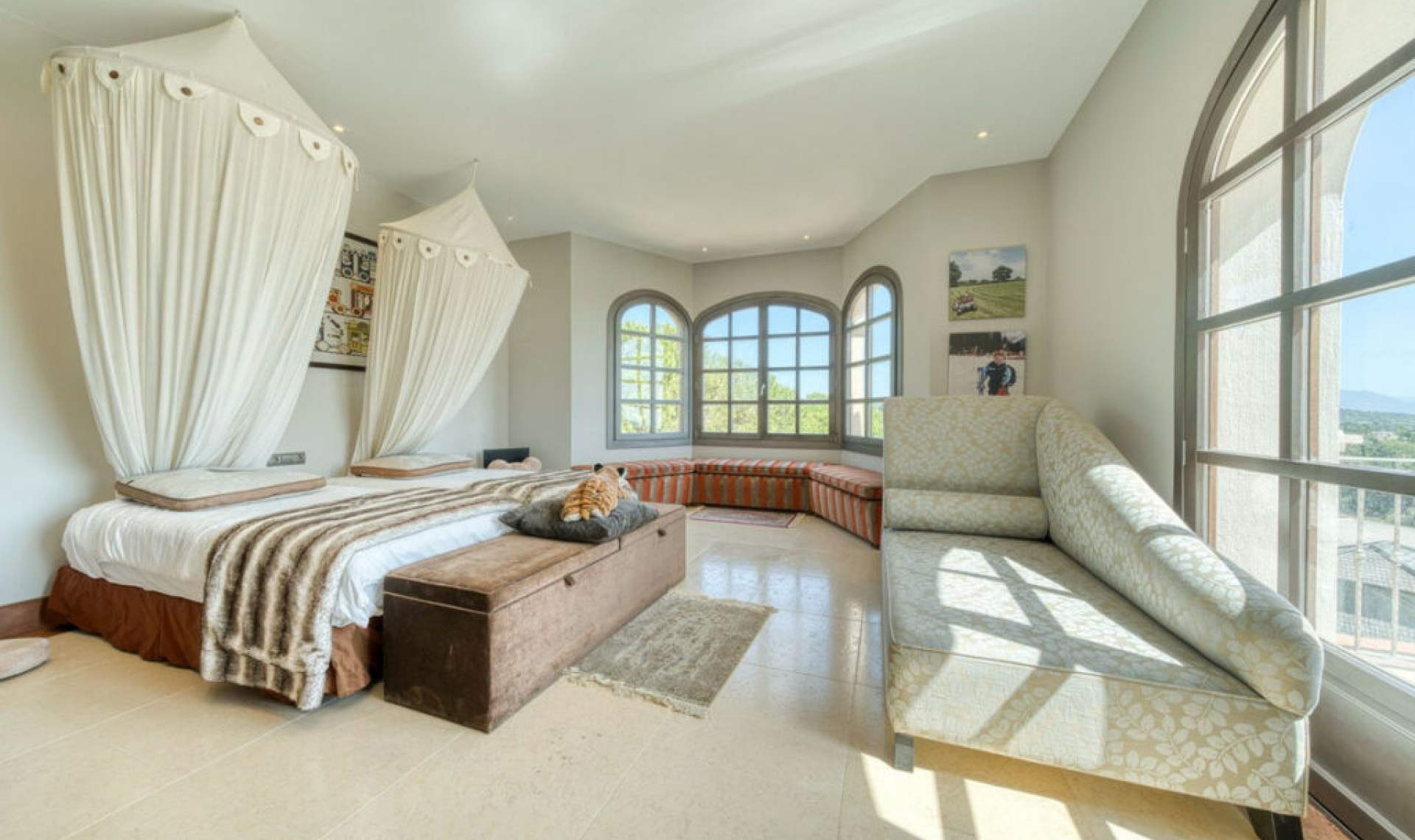Resale - House -
Sotogrande Costa