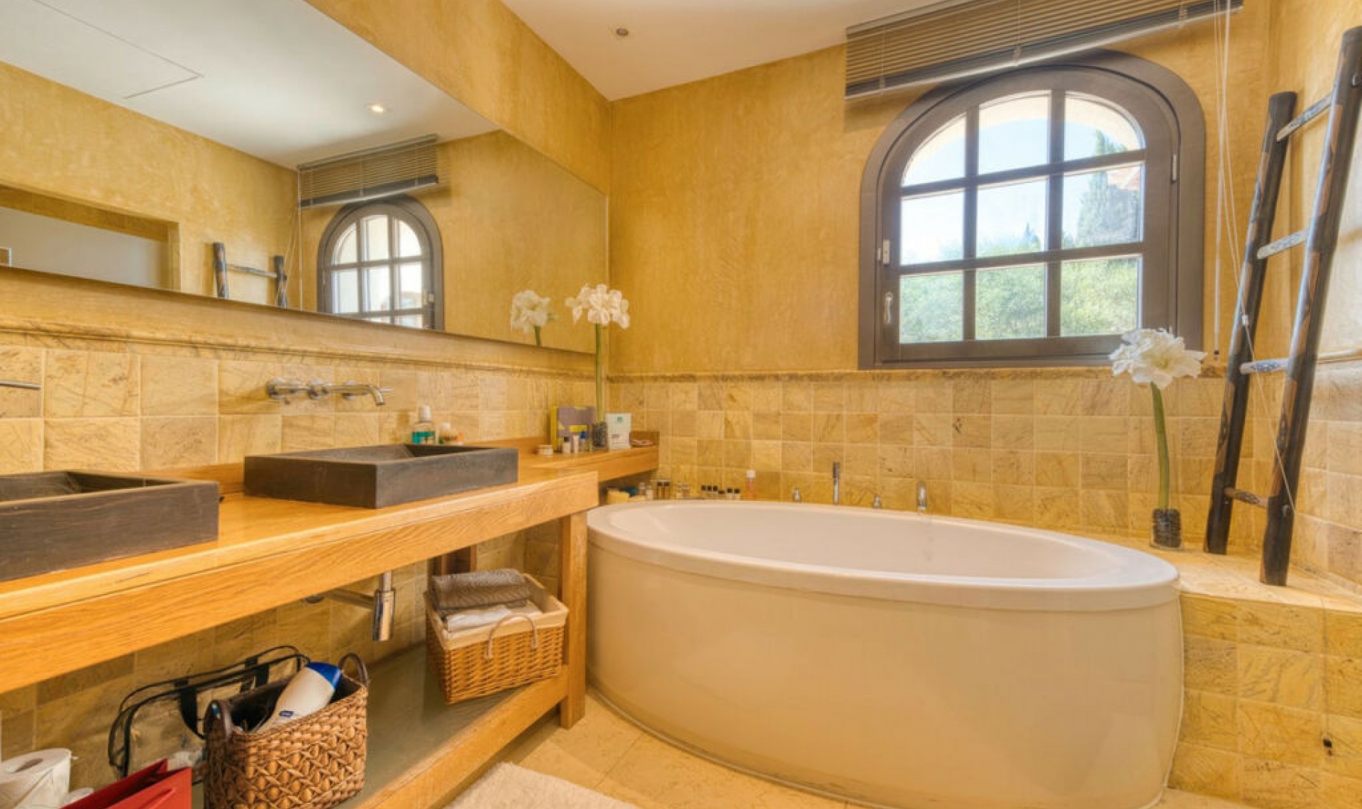 Resale - House -
Sotogrande Costa