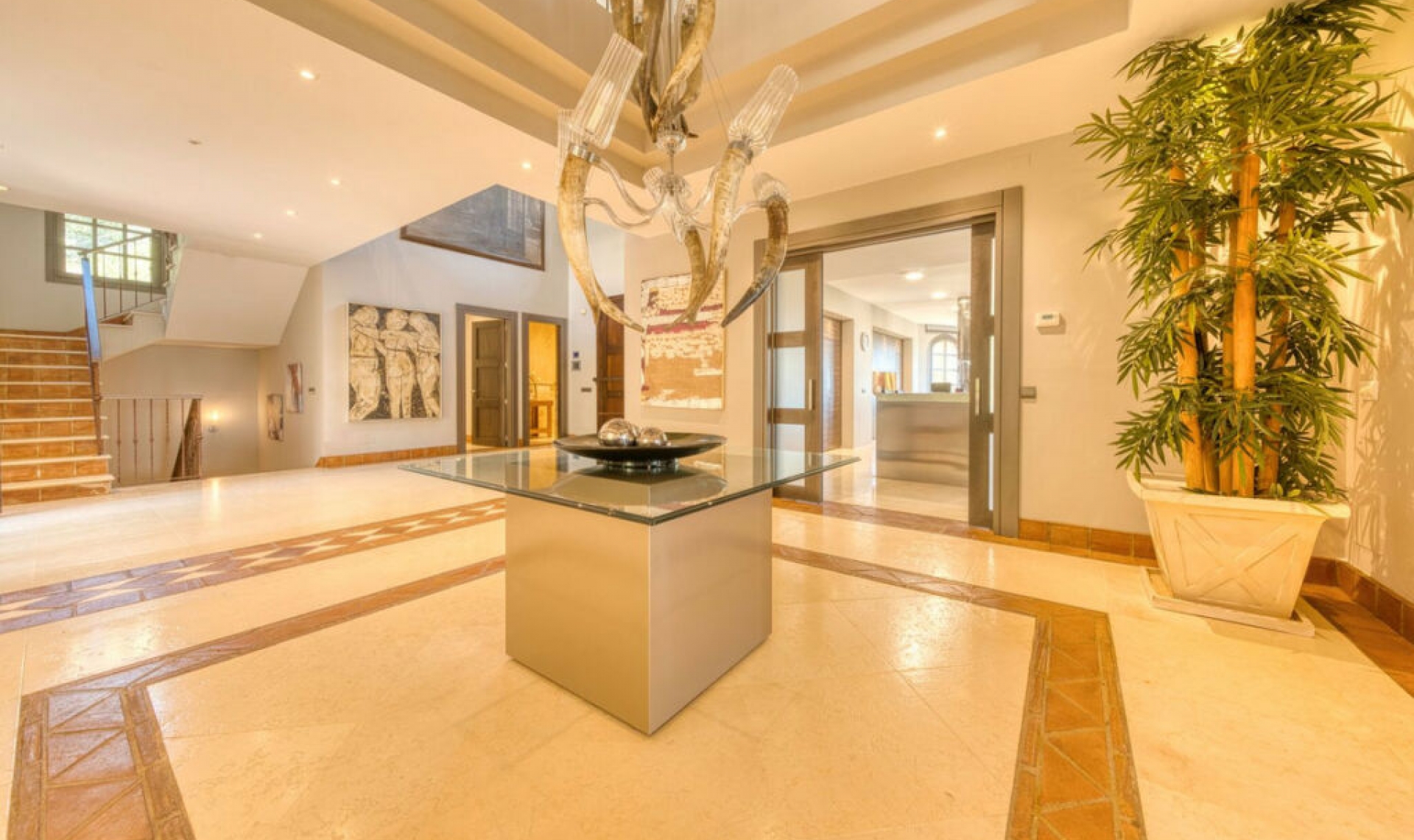 Resale - House -
Sotogrande Costa