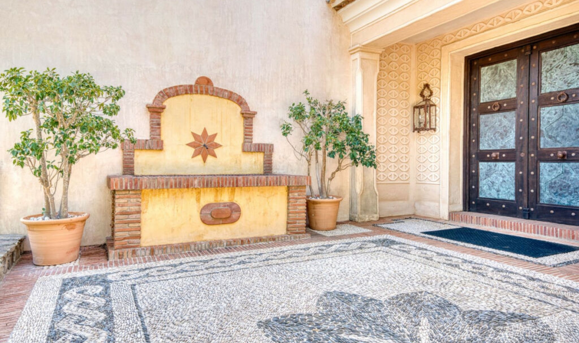 Resale - House -
Sotogrande Costa
