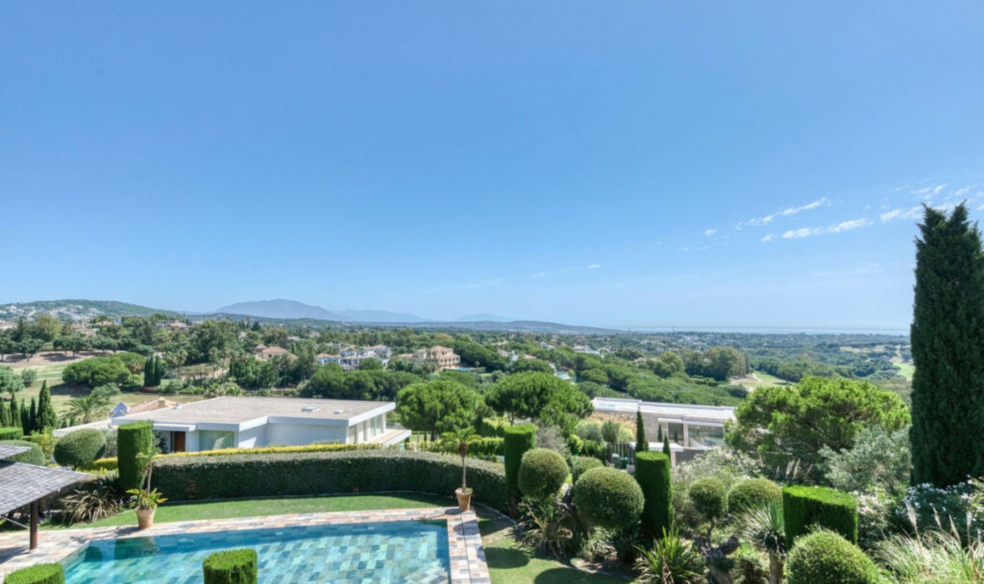 Resale - House -
Sotogrande Costa