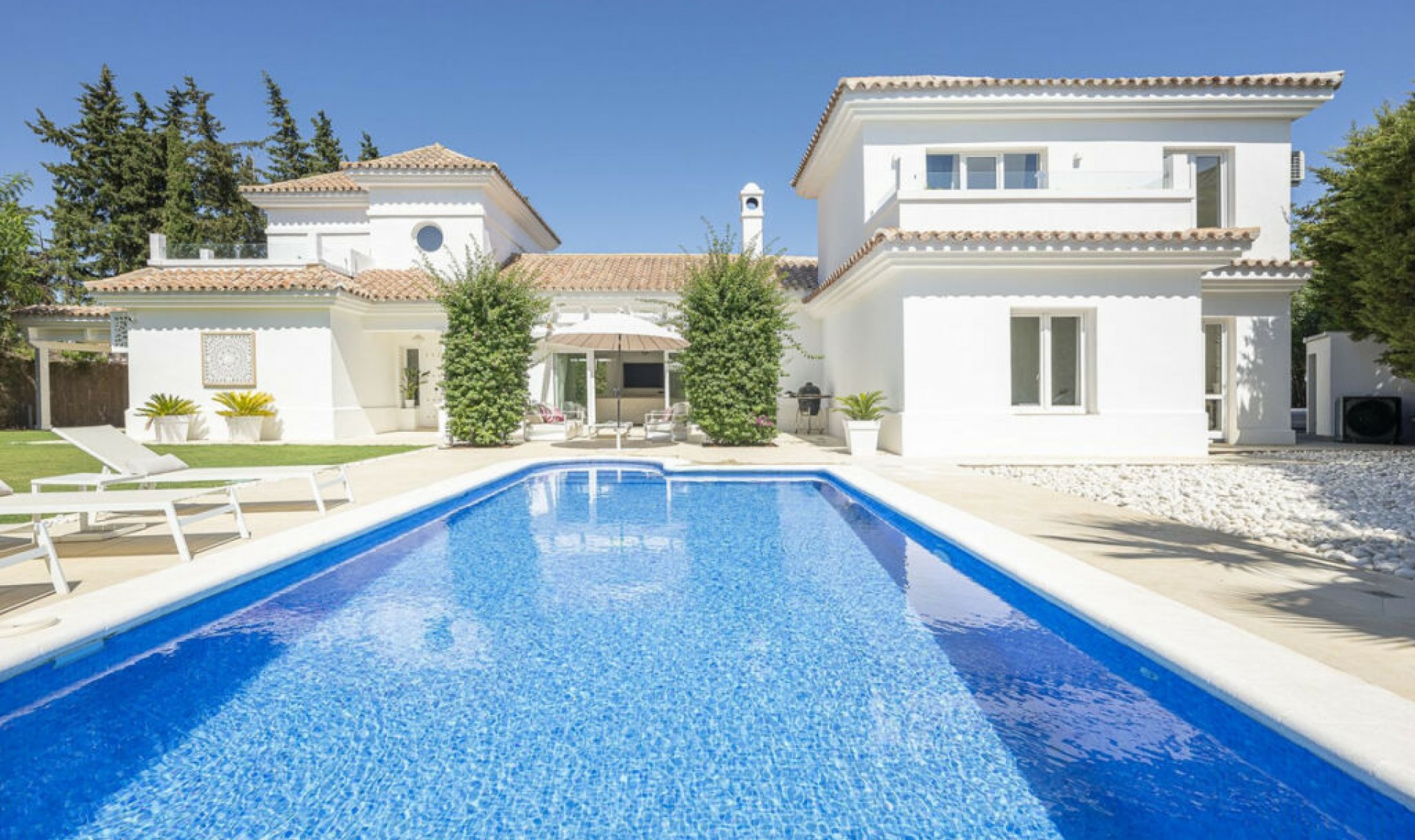 Resale - House -
Sotogrande Costa