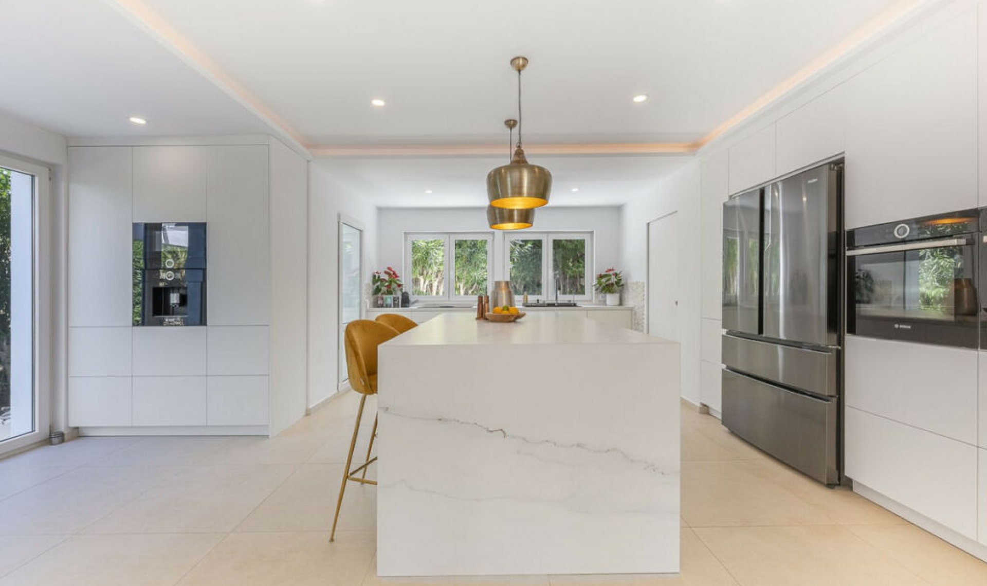 Resale - House -
Sotogrande Costa