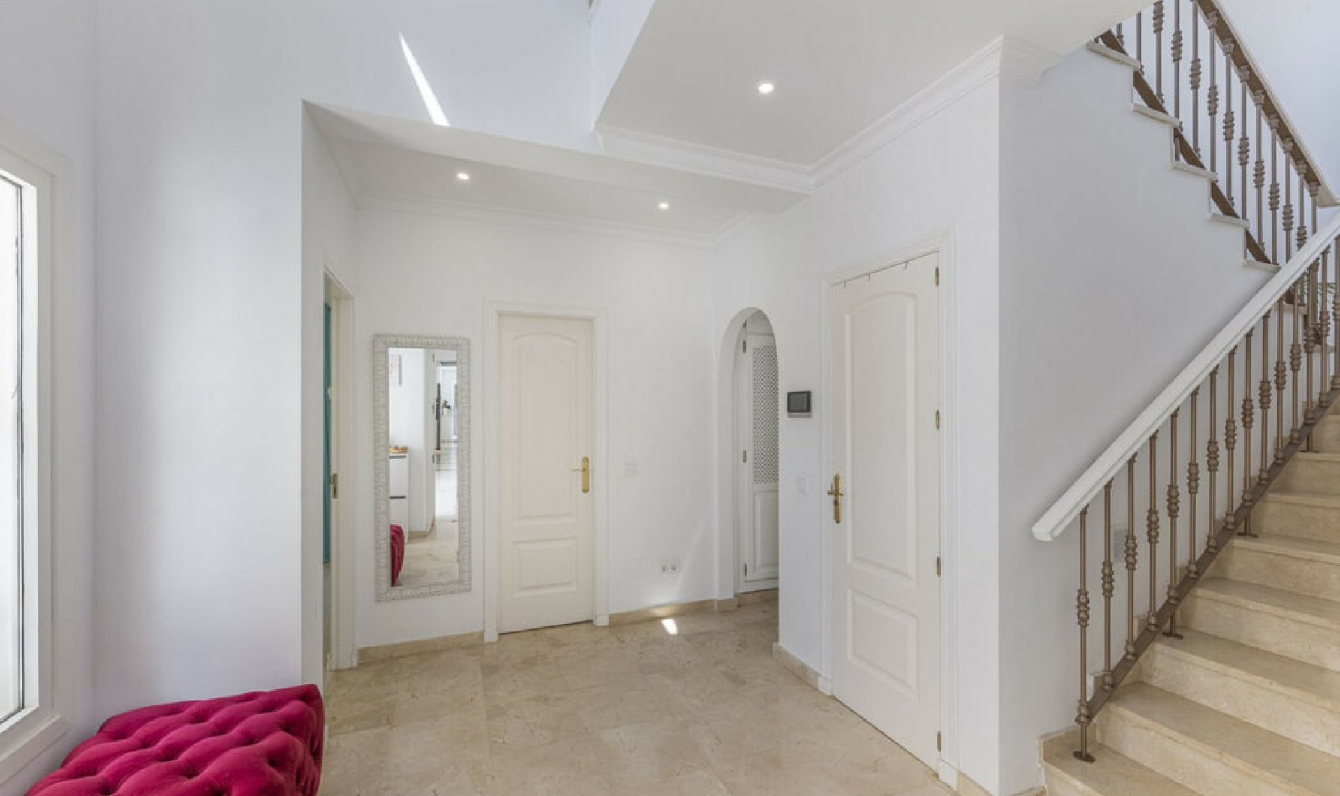 Resale - House -
Sotogrande Costa