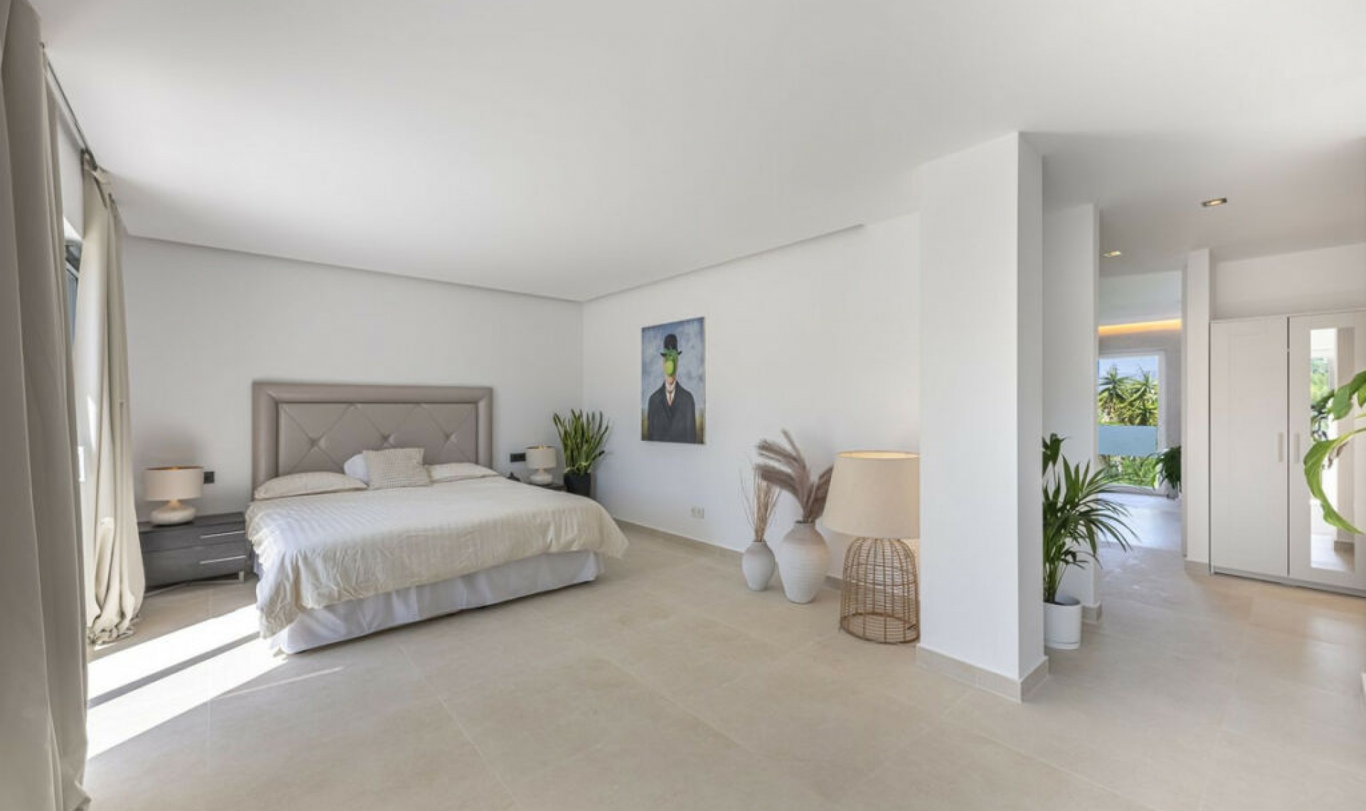 Resale - House -
Sotogrande Costa