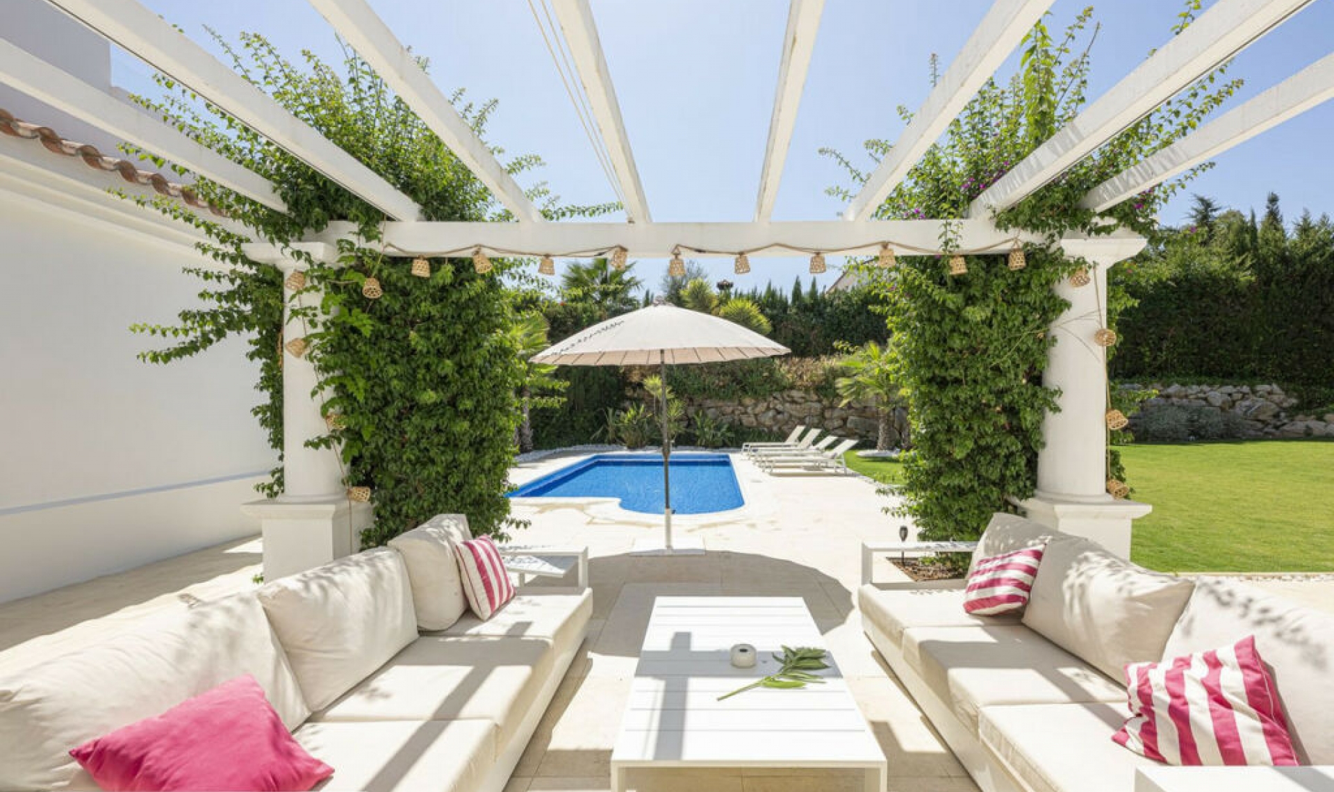 Resale - House -
Sotogrande Costa