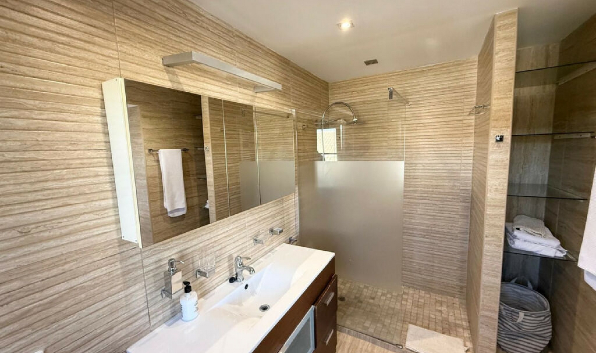 Resale - House -
Sotogrande Costa