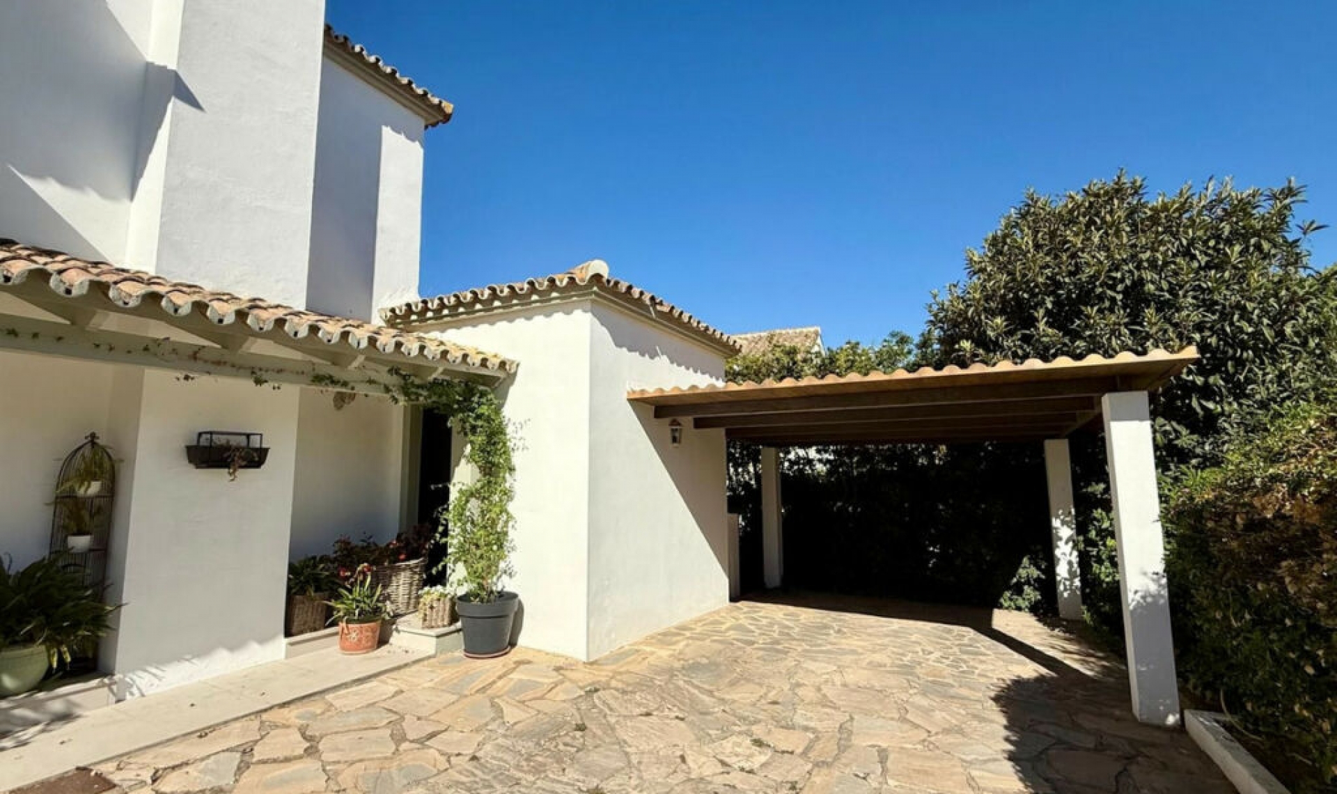 Resale - House -
Sotogrande Costa
