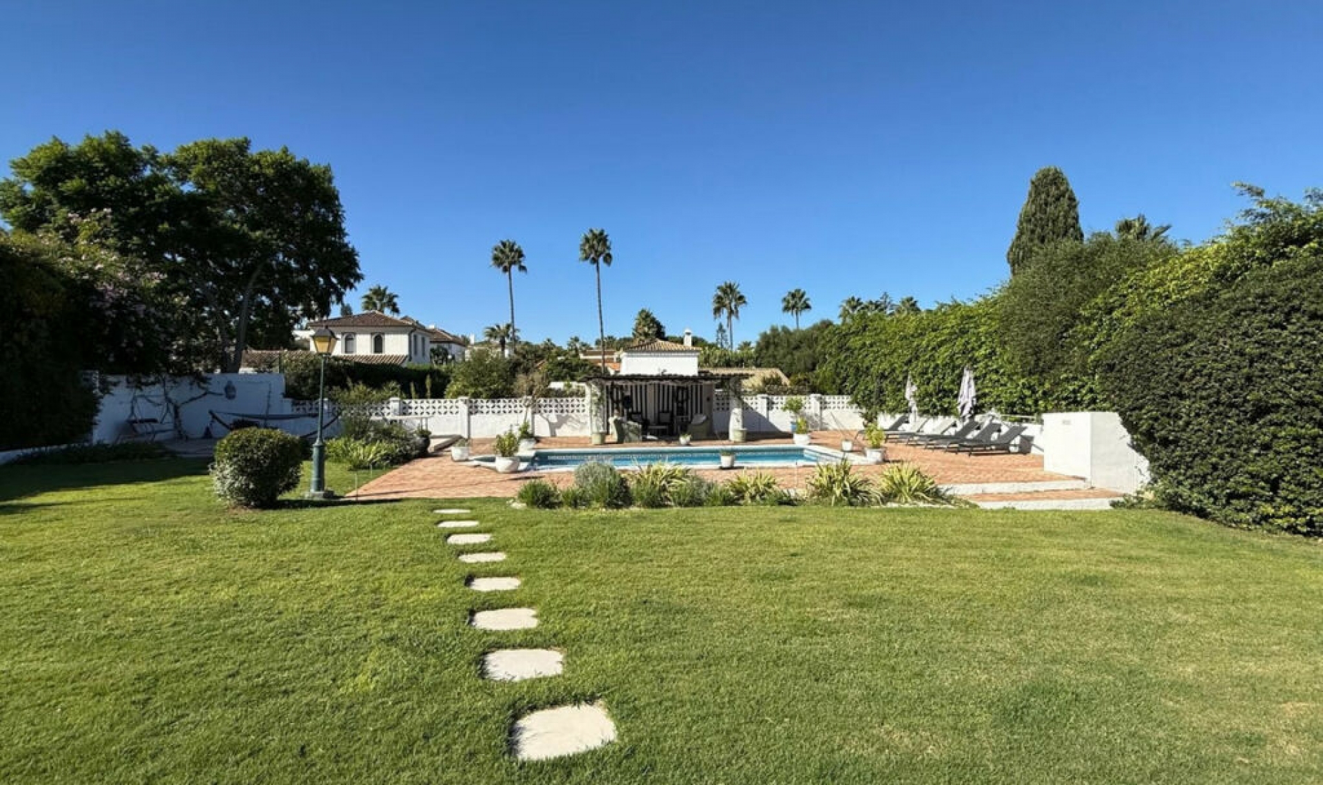 Resale - House -
Sotogrande Costa