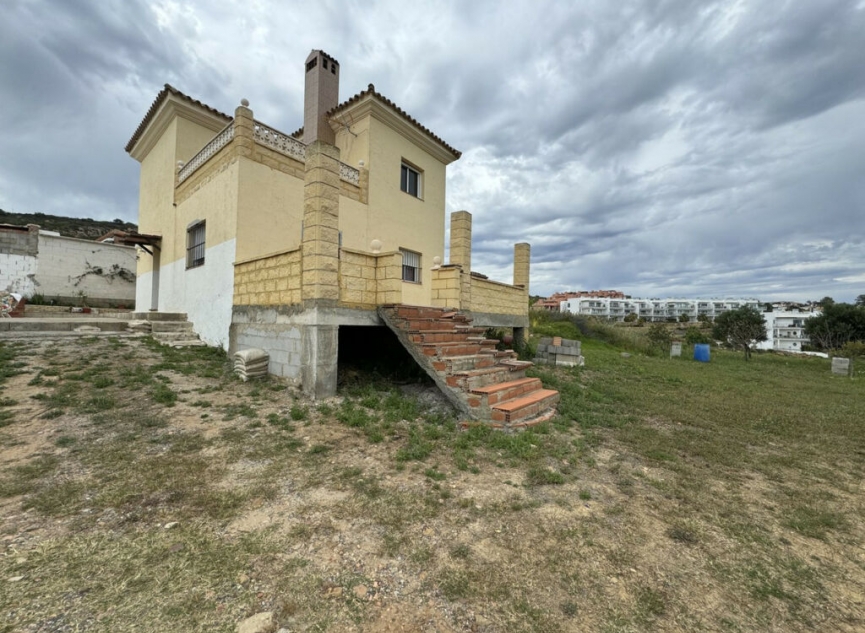 Resale - House -
Sotogrande