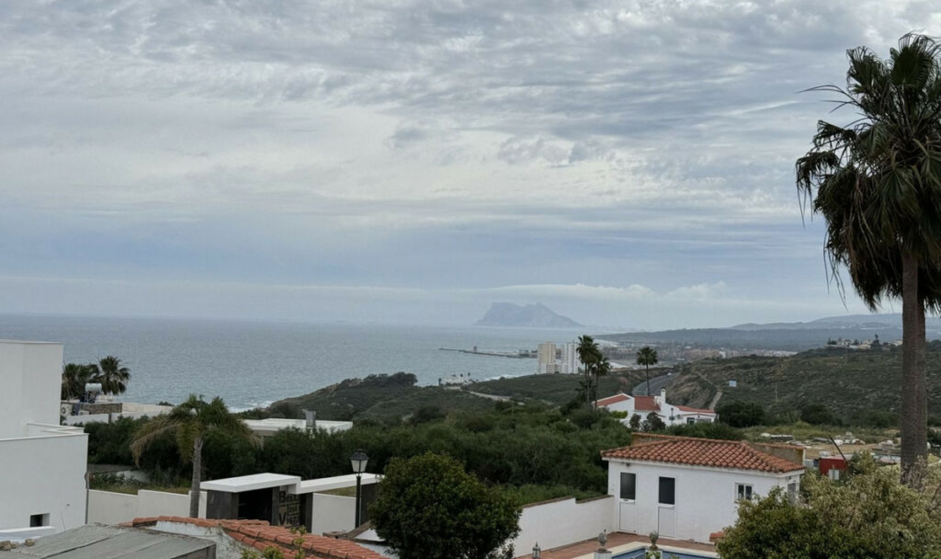 Resale - House -
Sotogrande