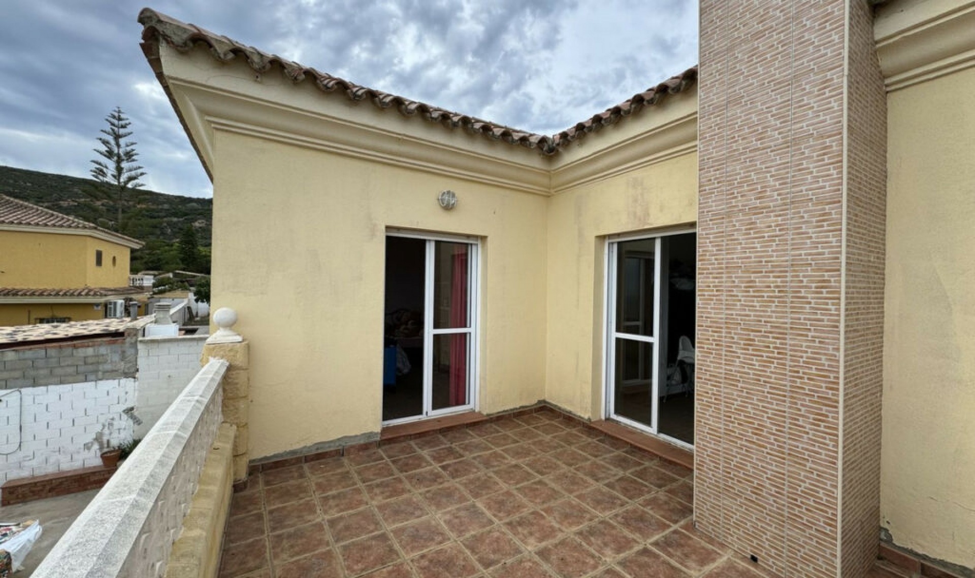 Resale - House -
Sotogrande
