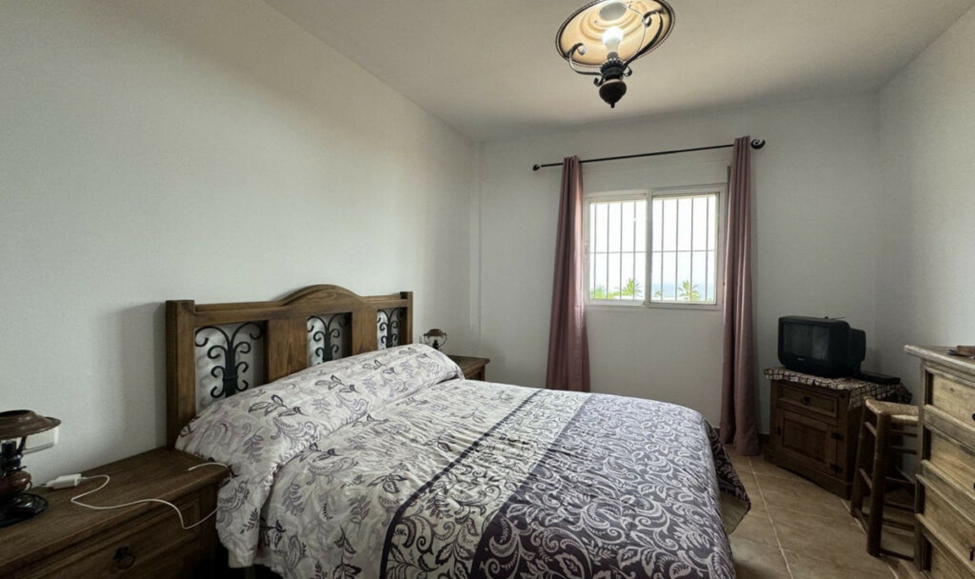 Resale - House -
Sotogrande