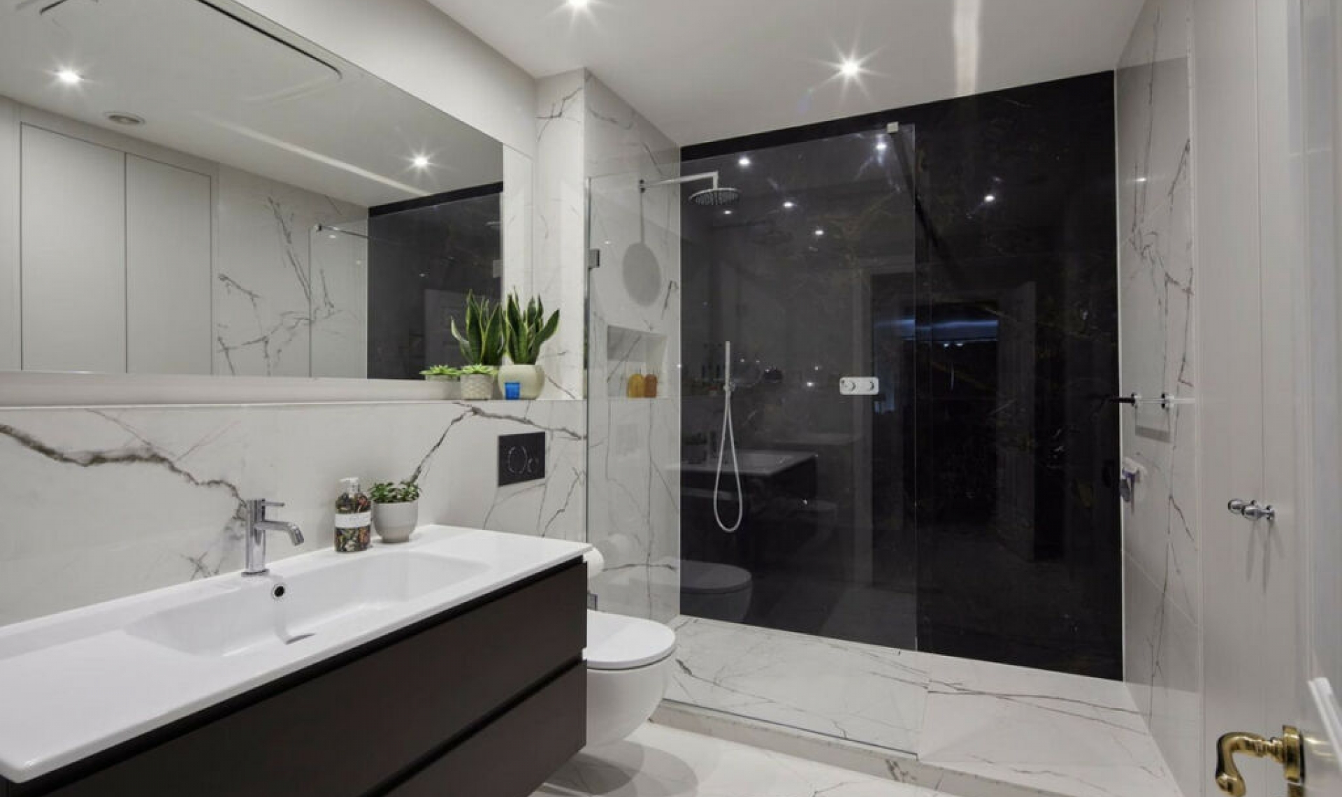 Resale - House -
Sotogrande