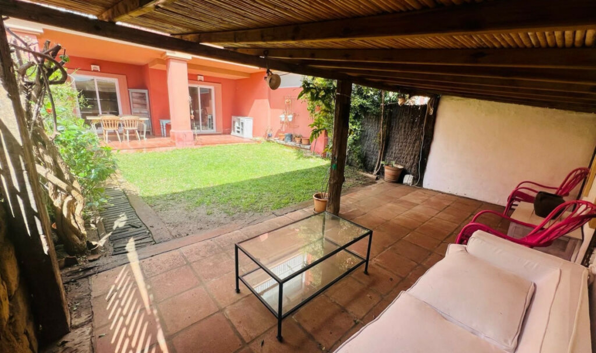 Resale - House -
Sotogrande