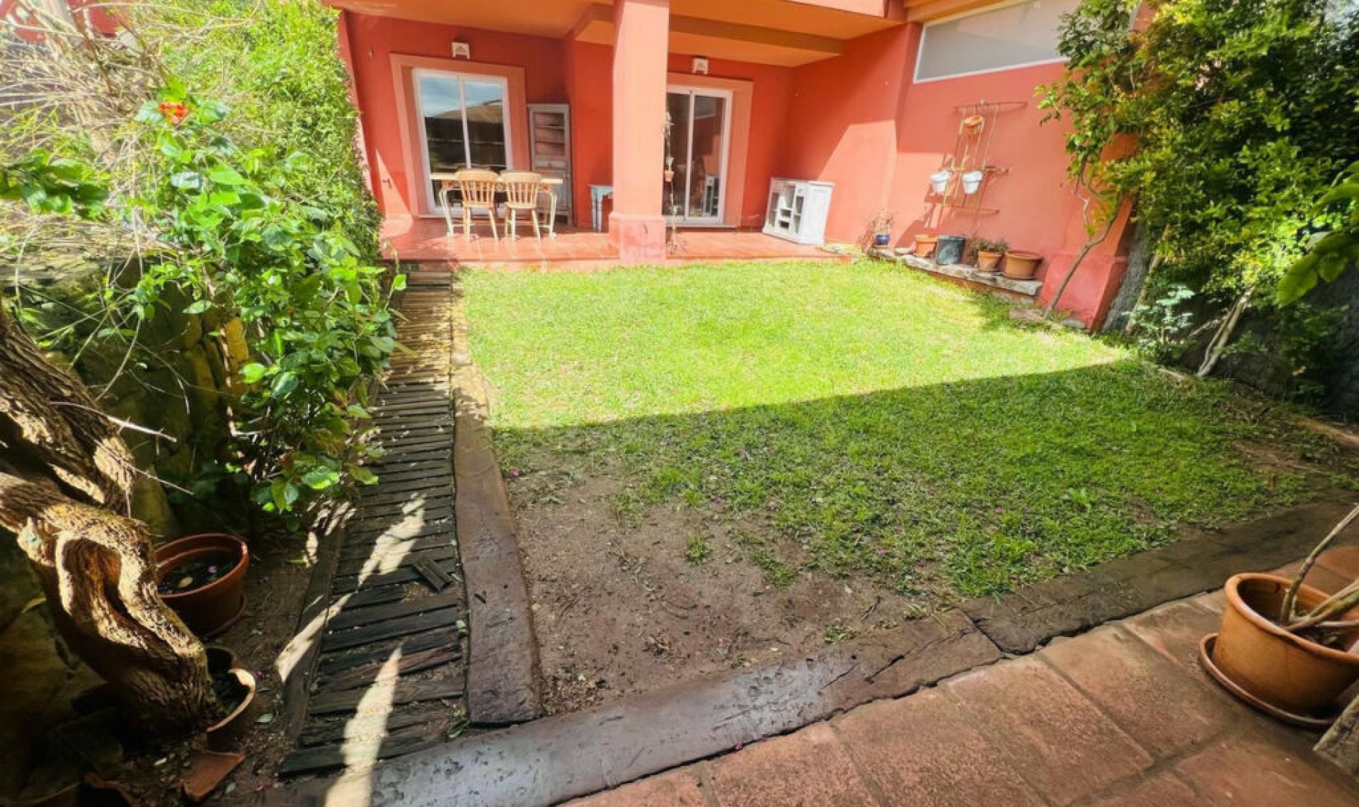 Resale - House -
Sotogrande
