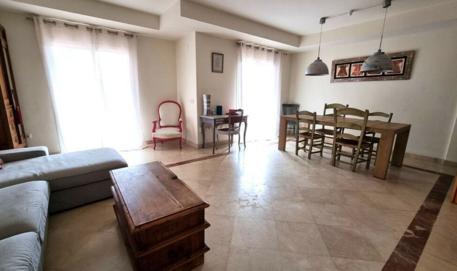 Resale - House -
Sotogrande