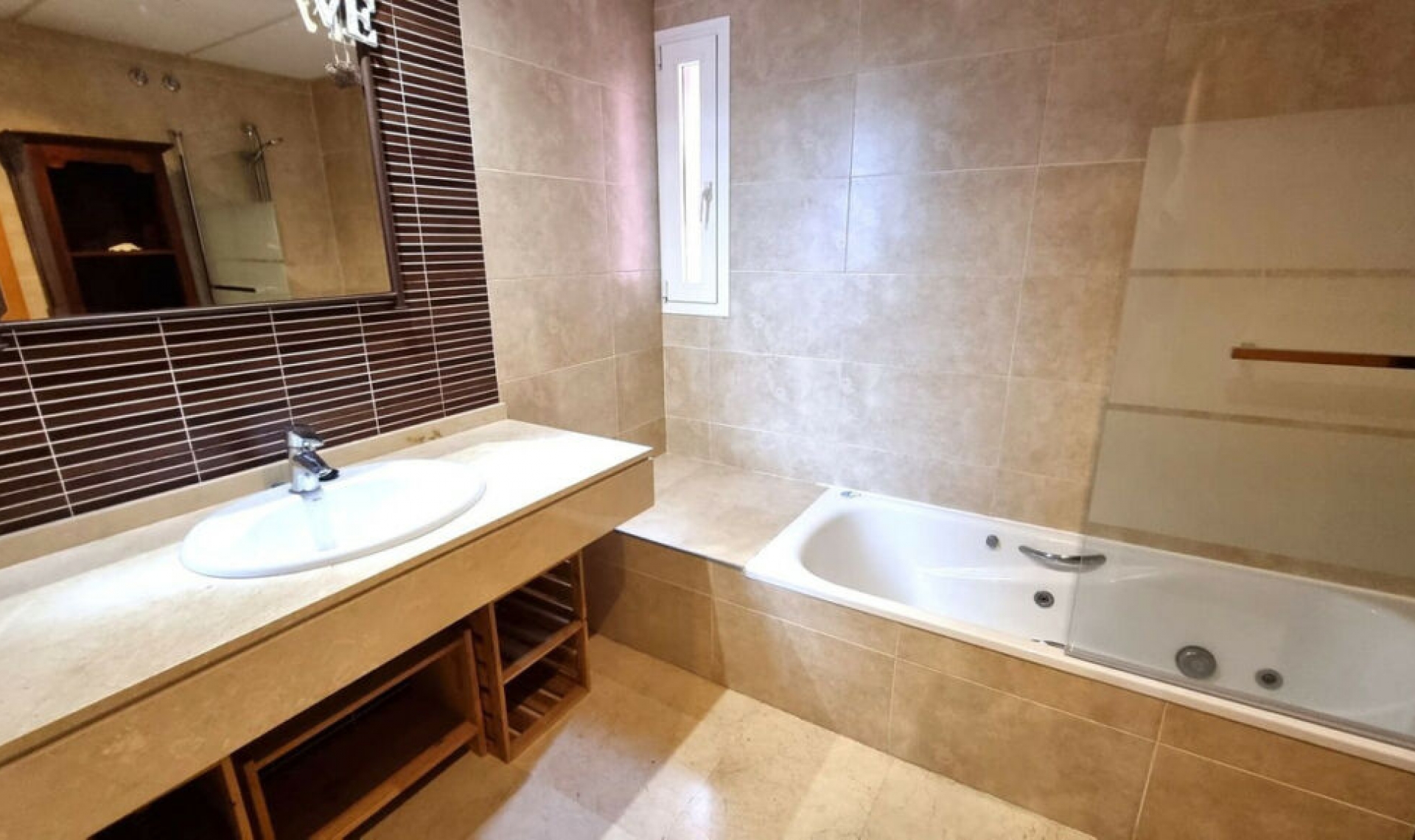 Resale - House -
Sotogrande
