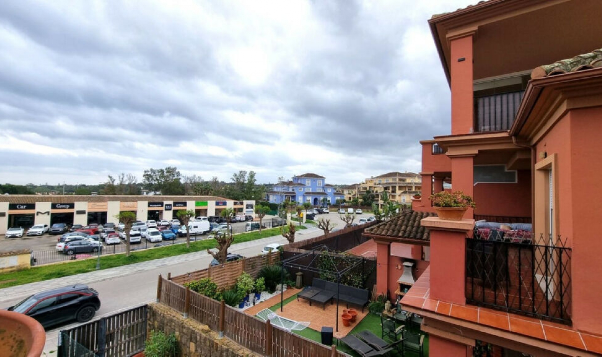 Resale - House -
Sotogrande