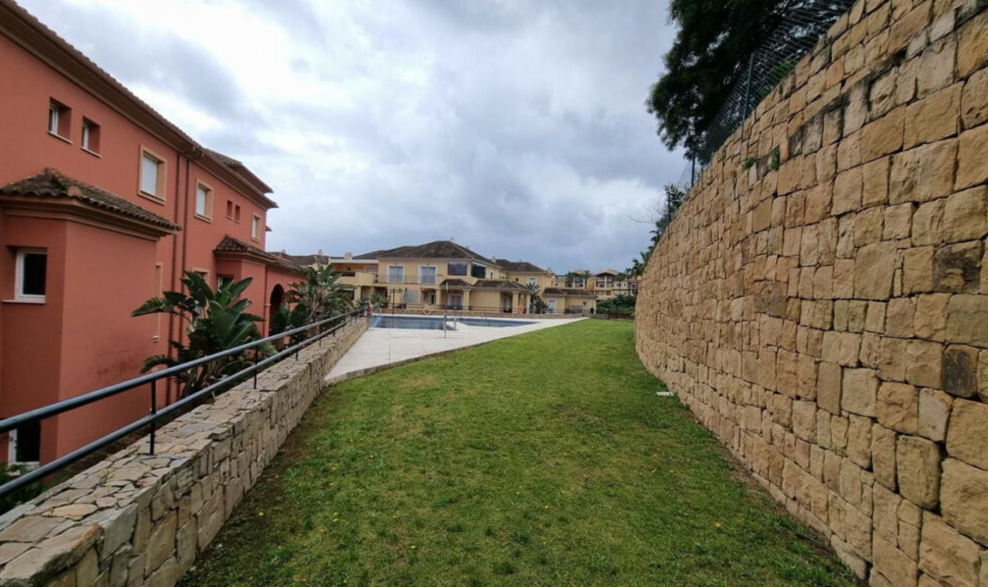 Resale - House -
Sotogrande