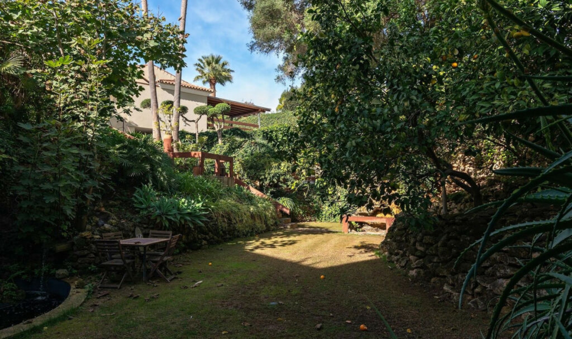 Resale - House -
Sotogrande