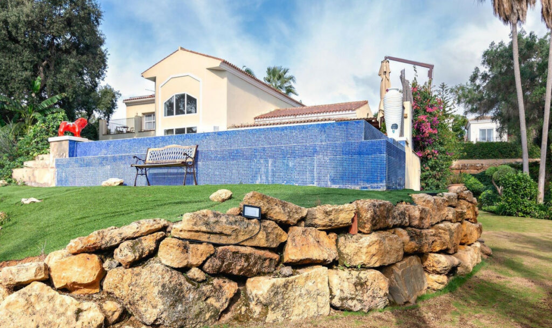 Resale - House -
Sotogrande