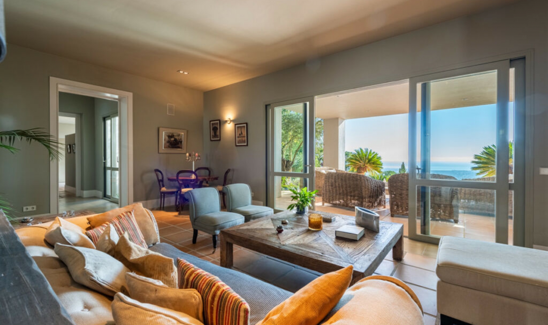 Resale - House -
Sotogrande