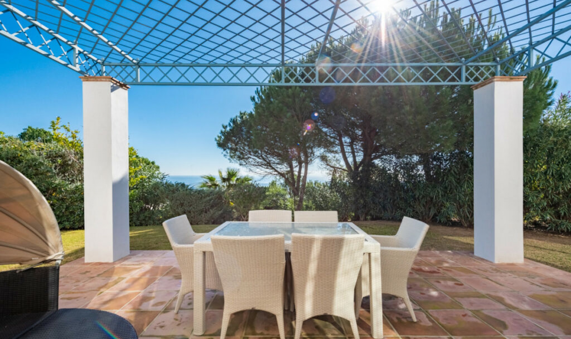 Resale - House -
Sotogrande