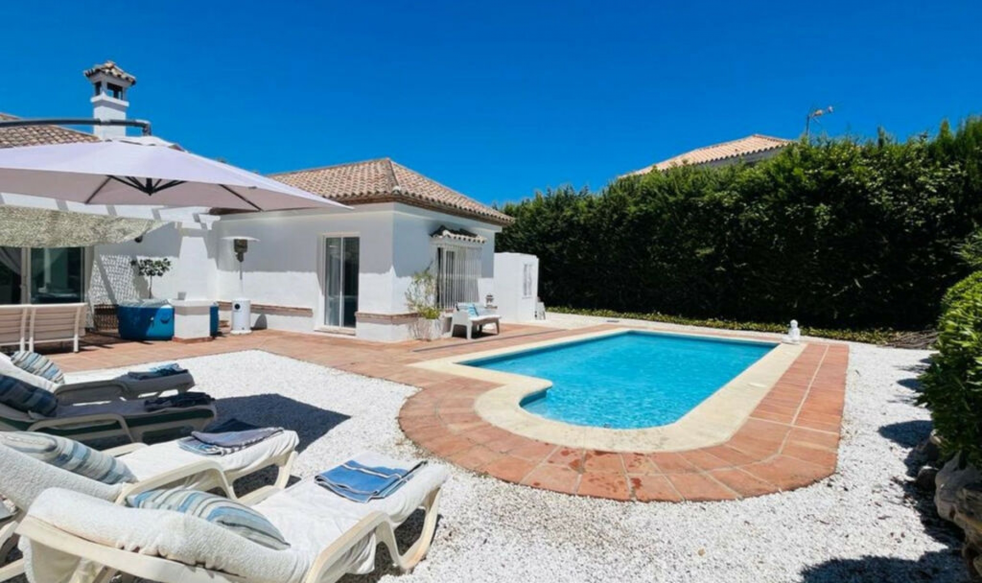 Resale - House -
Sotogrande