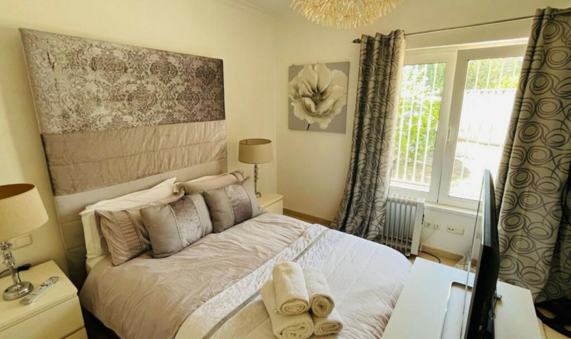 Resale - House -
Sotogrande