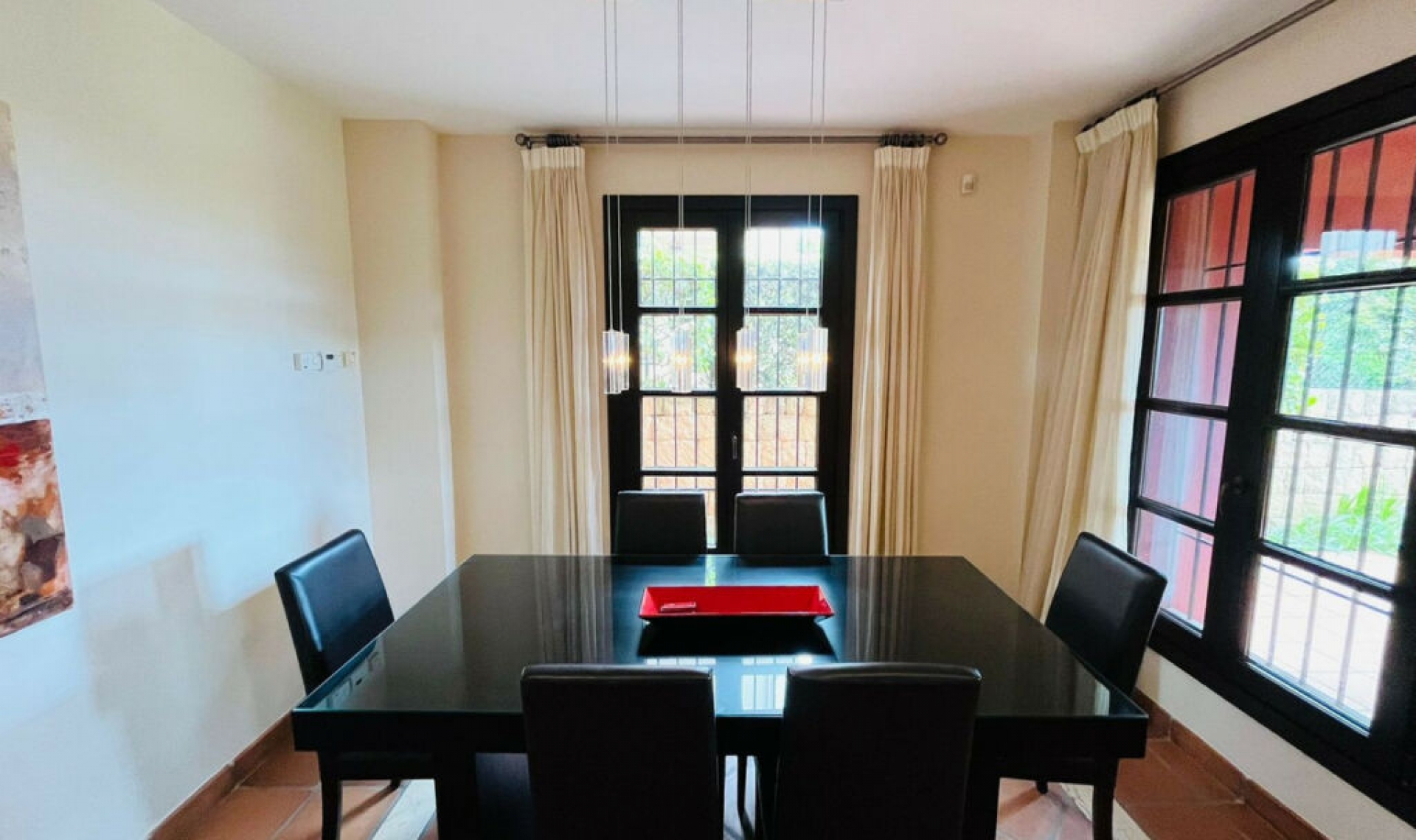 Resale - House -
Sotogrande