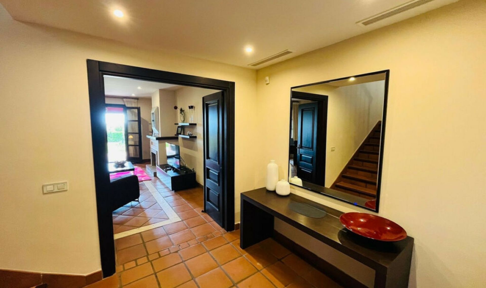 Resale - House -
Sotogrande