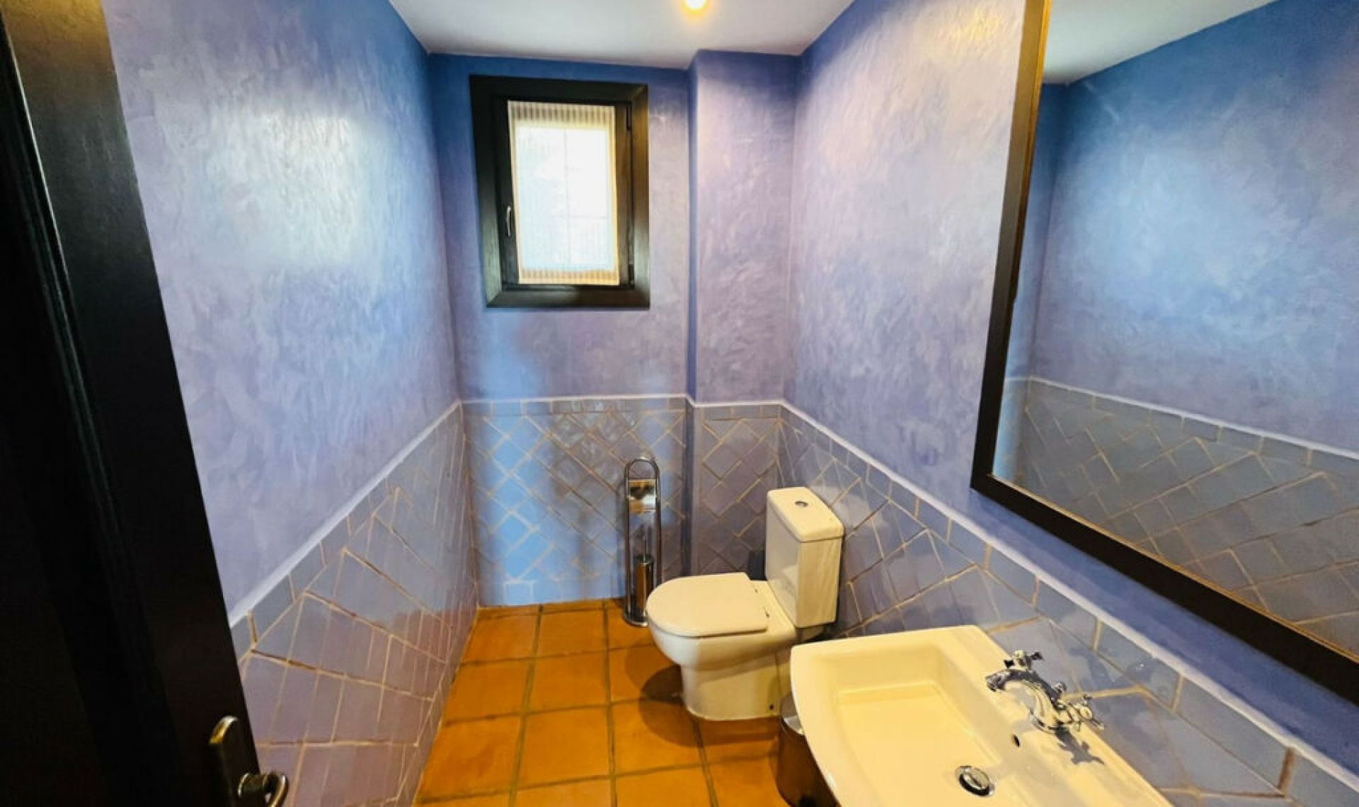 Resale - House -
Sotogrande