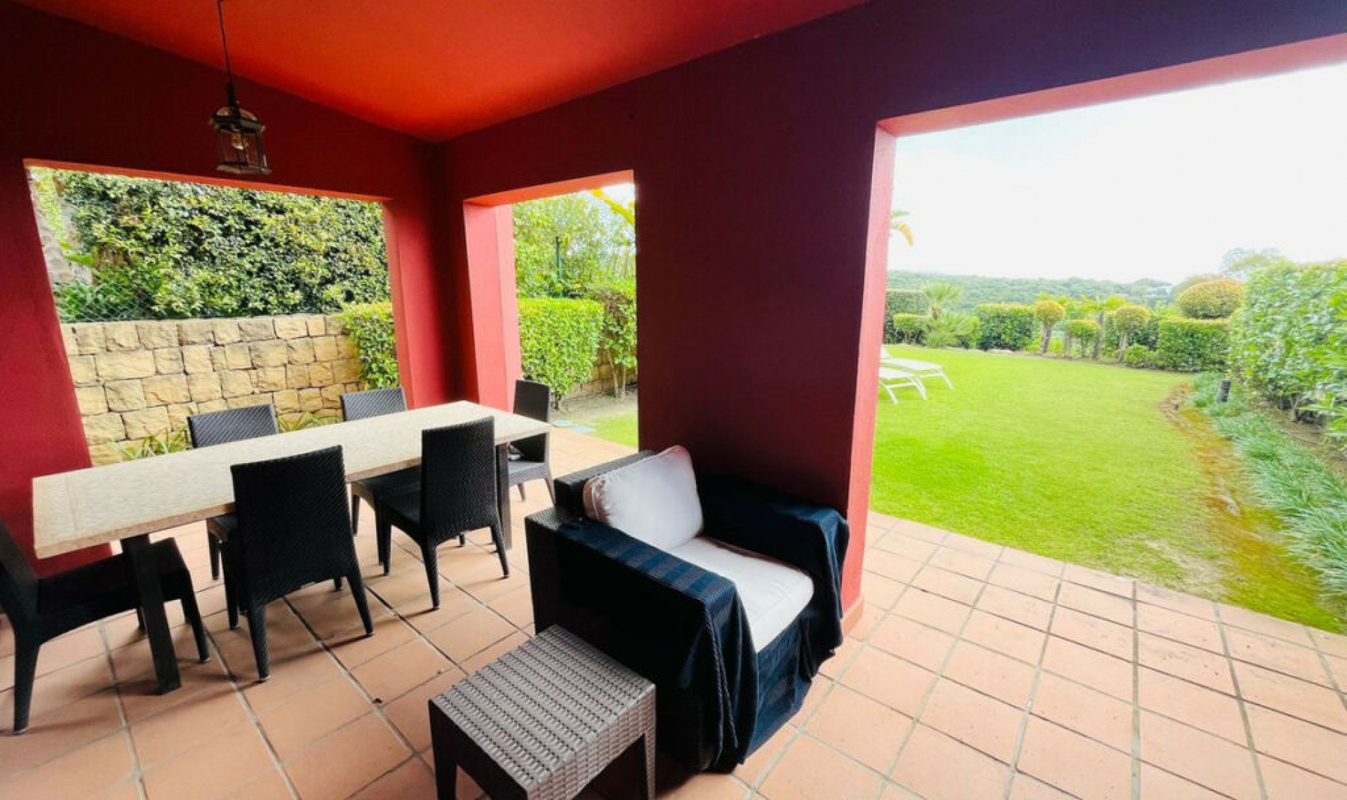 Resale - House -
Sotogrande