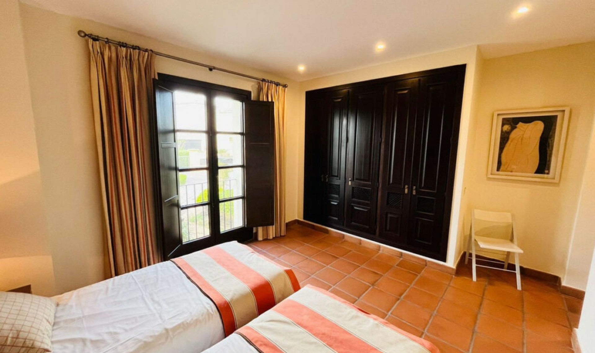 Resale - House -
Sotogrande