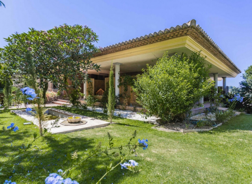 Resale - House -
Sotogrande