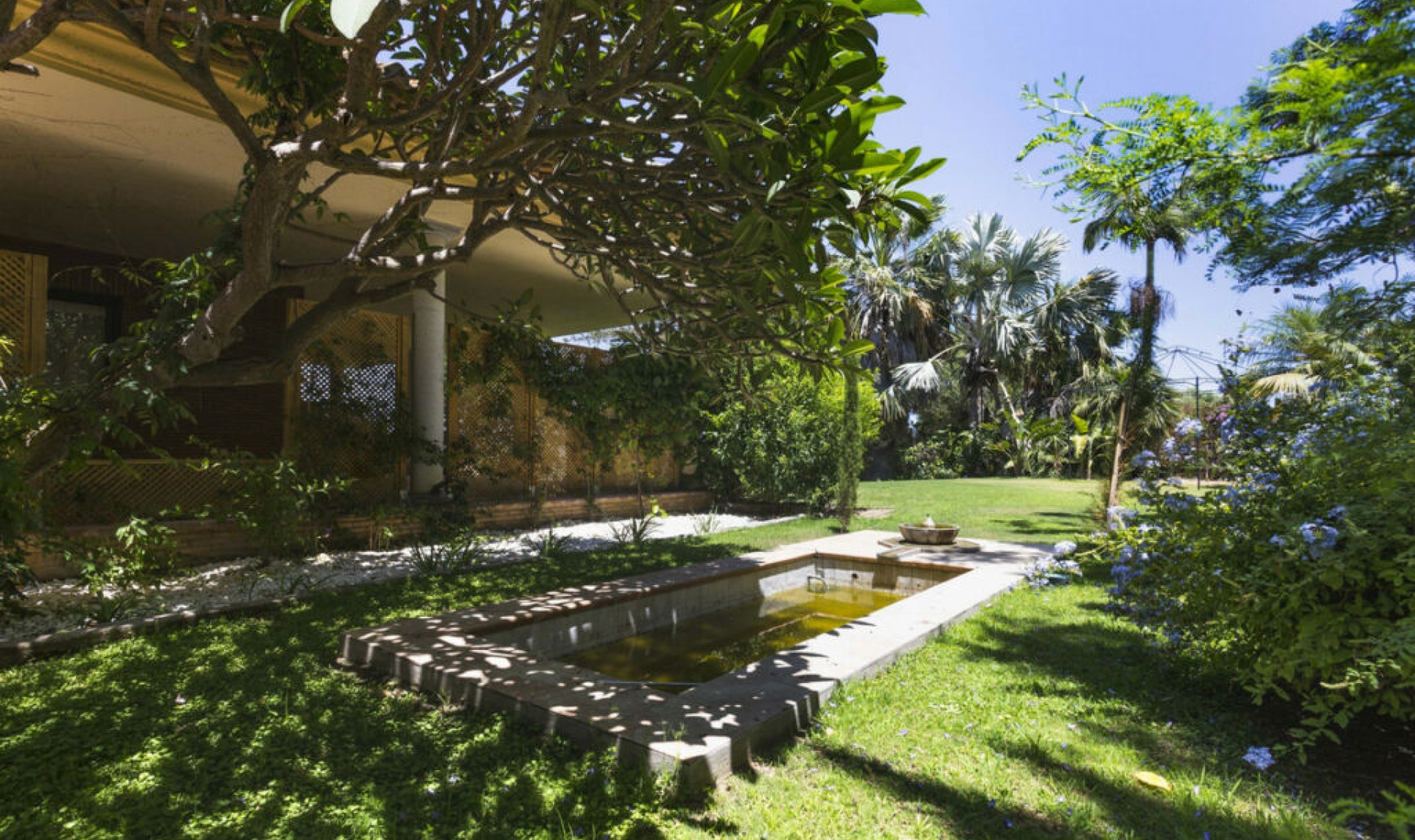 Resale - House -
Sotogrande