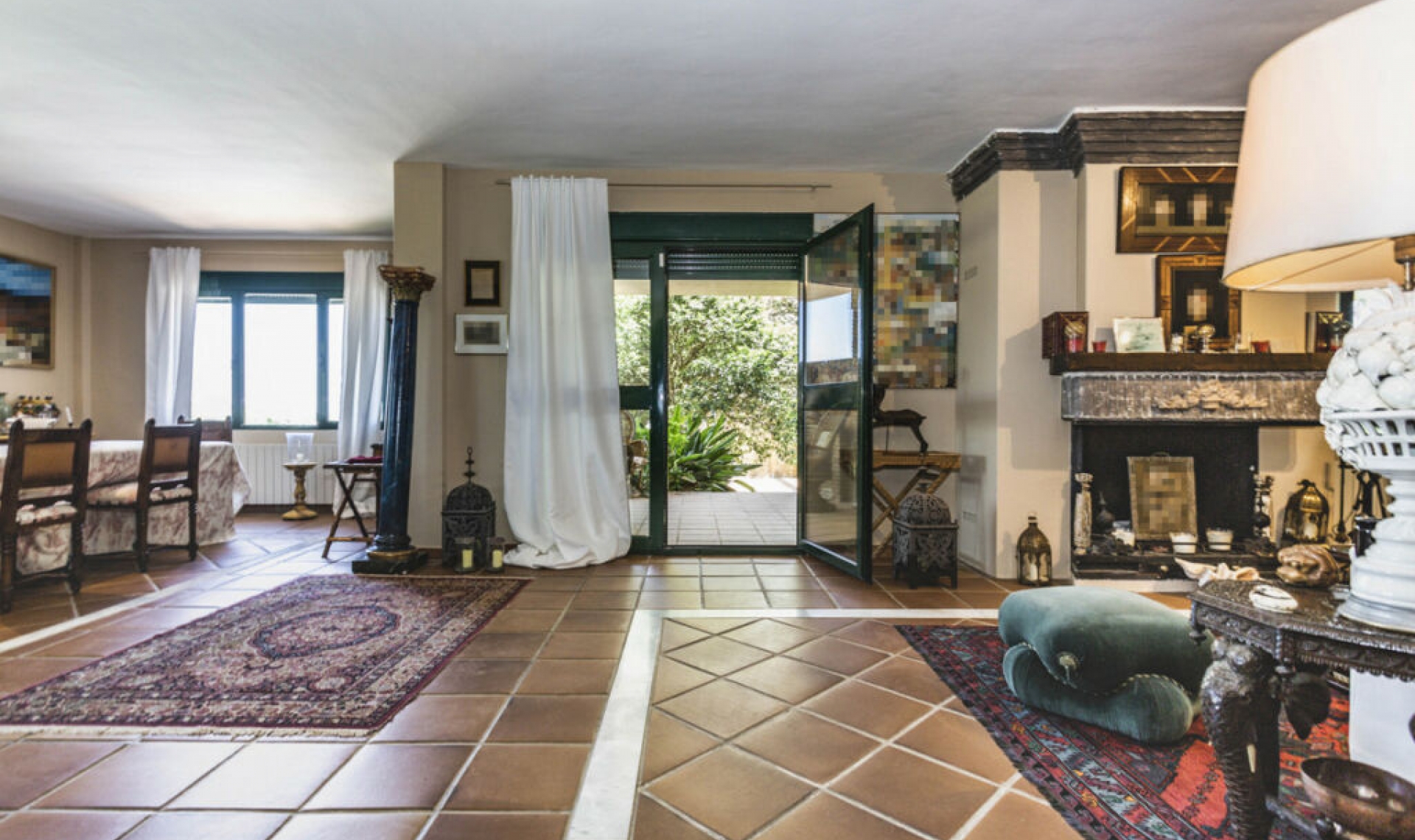 Resale - House -
Sotogrande