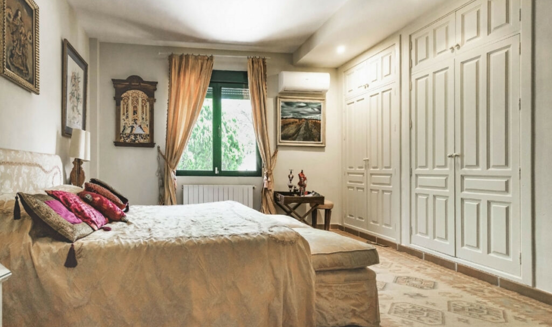 Resale - House -
Sotogrande