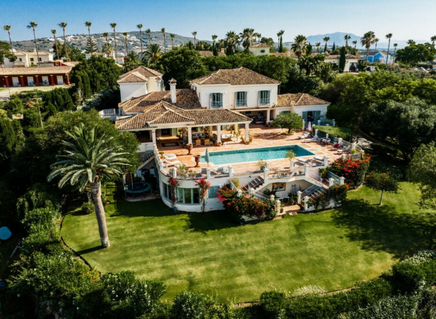 Resale - House -
Sotogrande