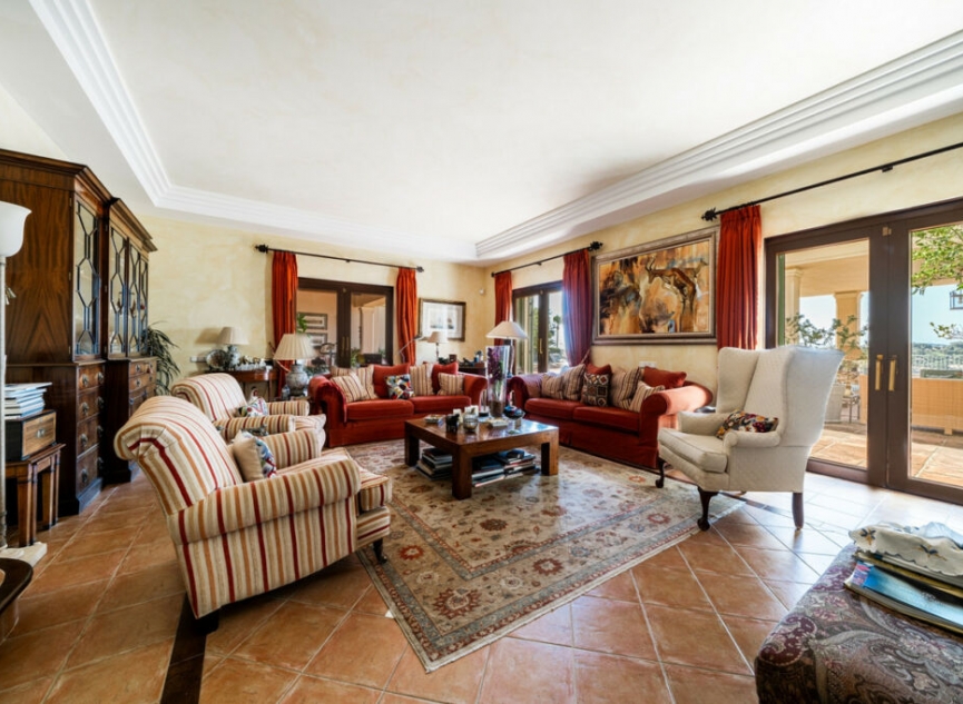 Resale - House -
Sotogrande