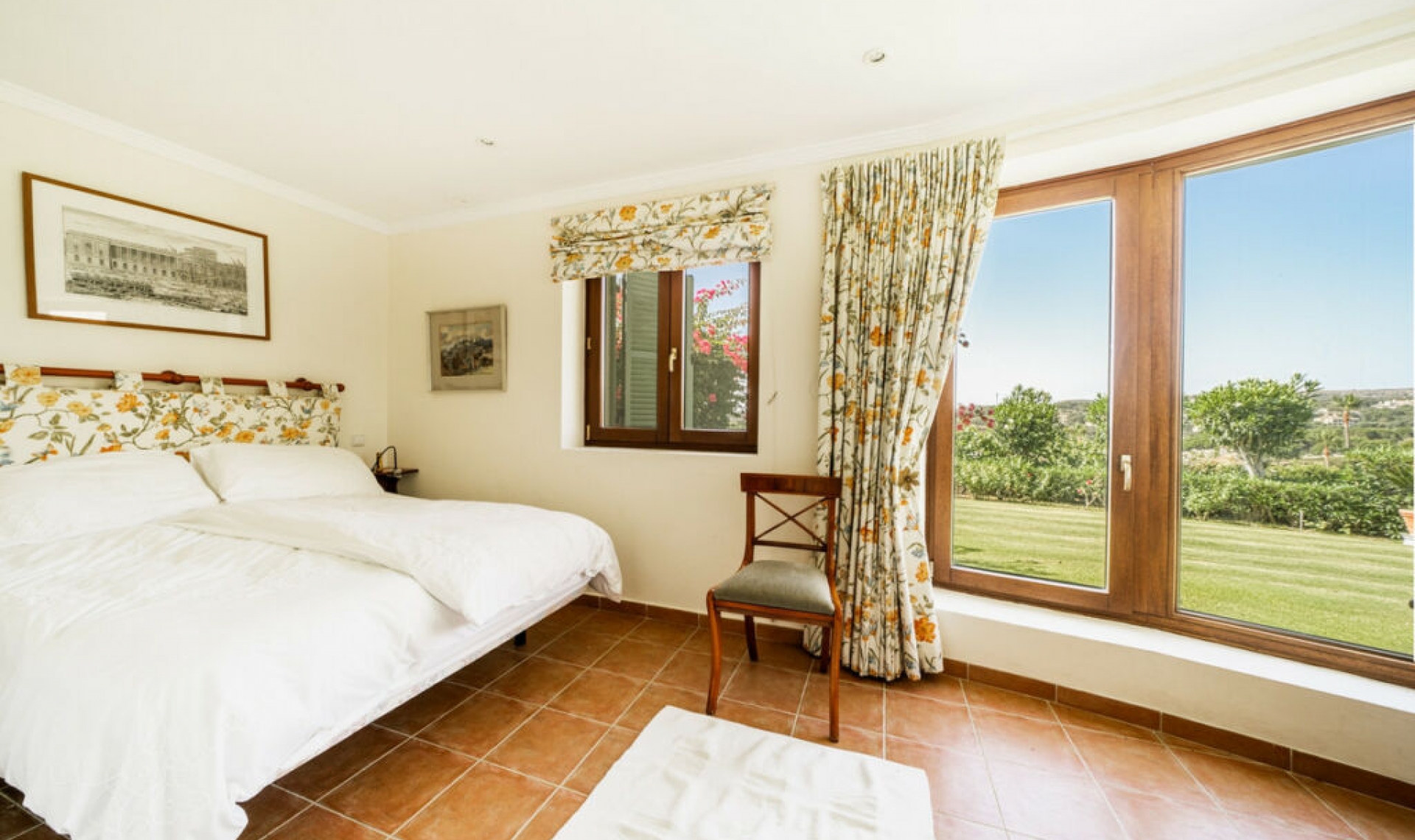Resale - House -
Sotogrande