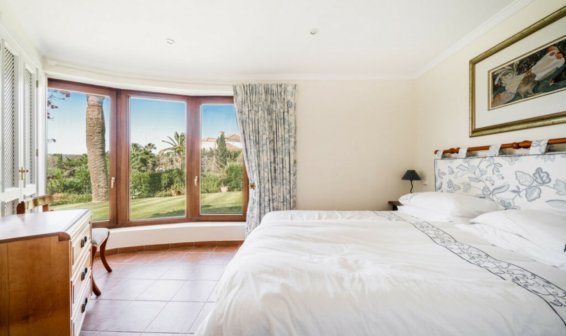 Resale - House -
Sotogrande