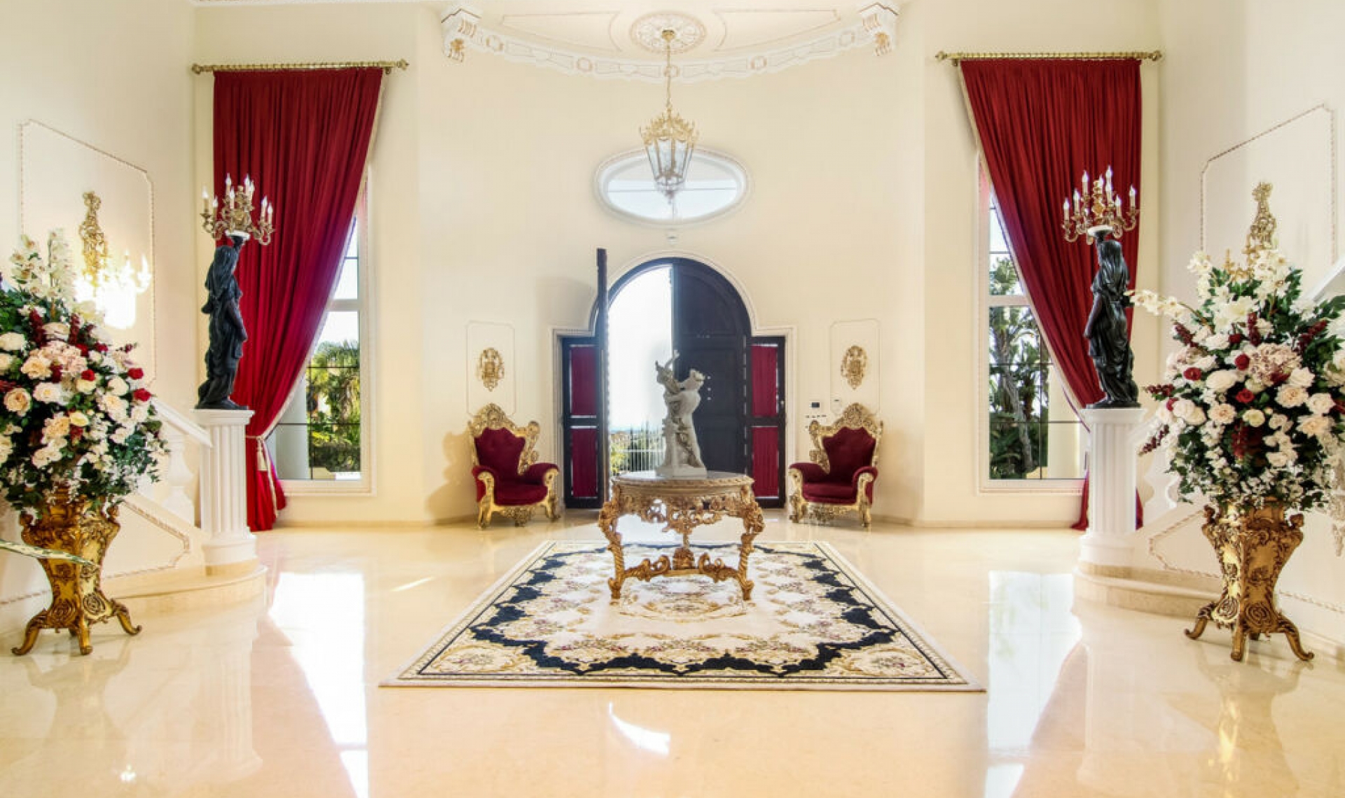 Resale - House -
Sotogrande