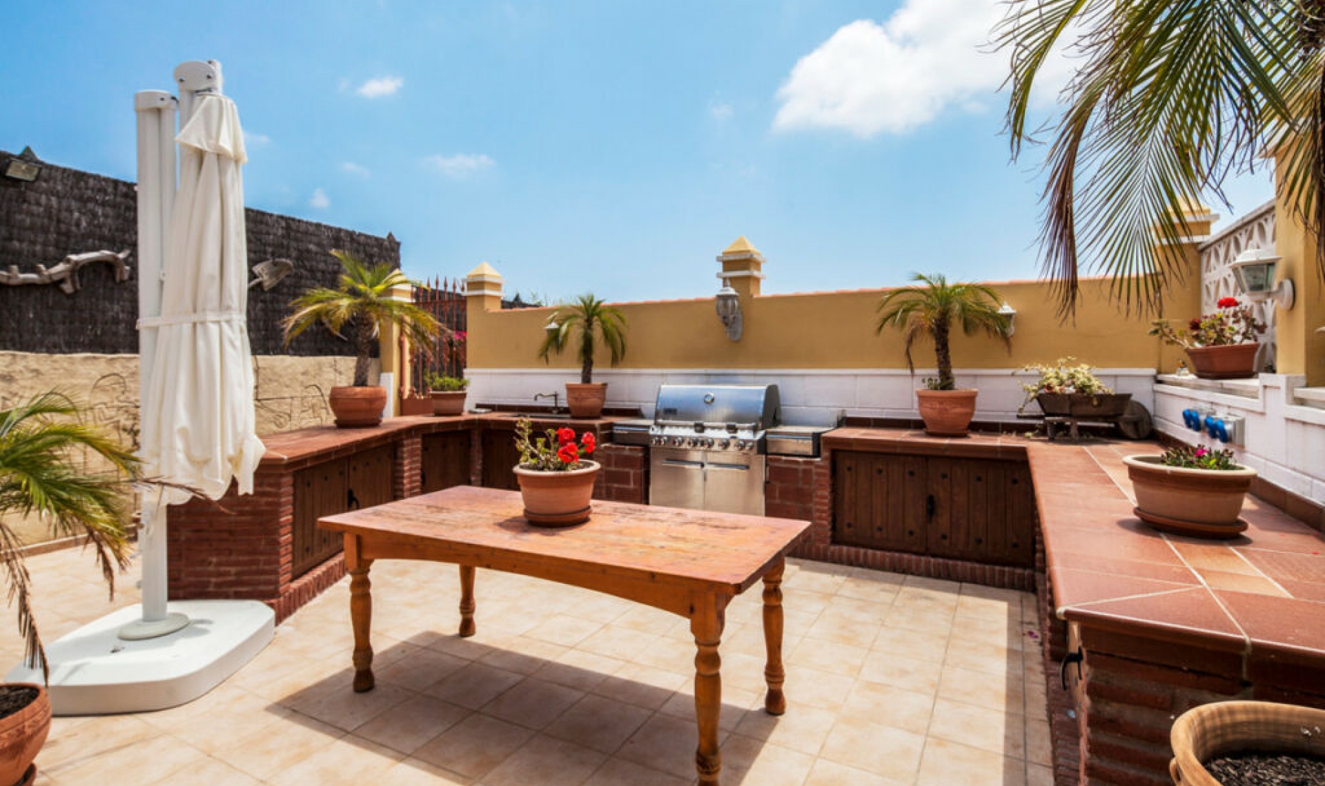 Resale - House -
Sotogrande