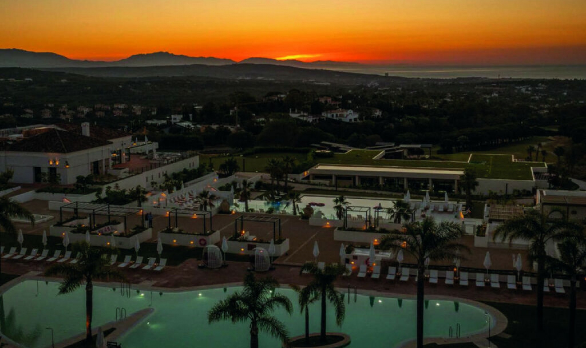 Resale - House -
Sotogrande