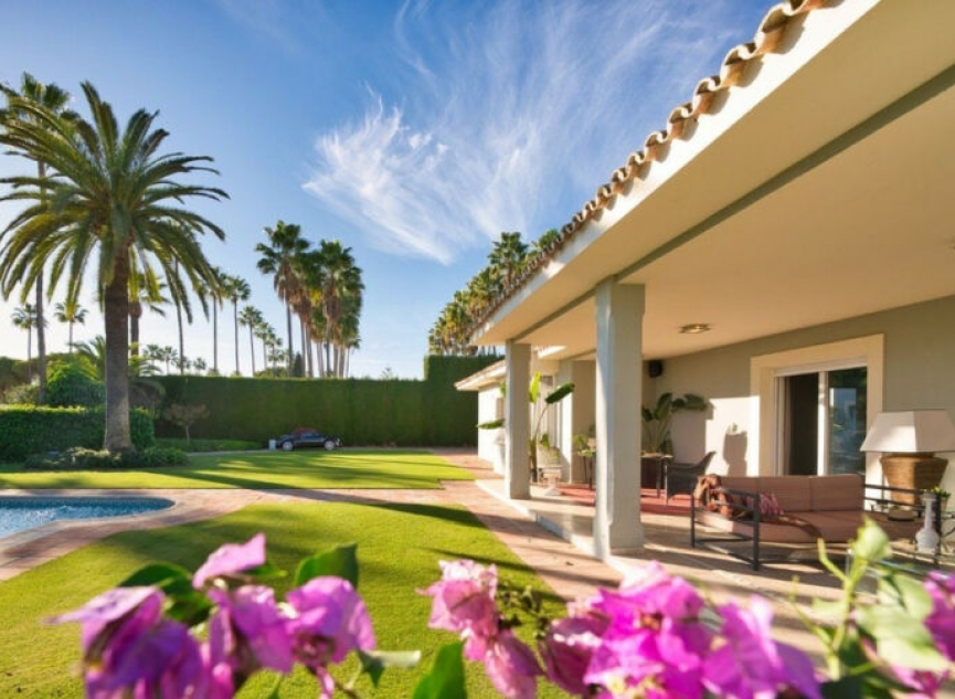 Resale - House -
Sotogrande