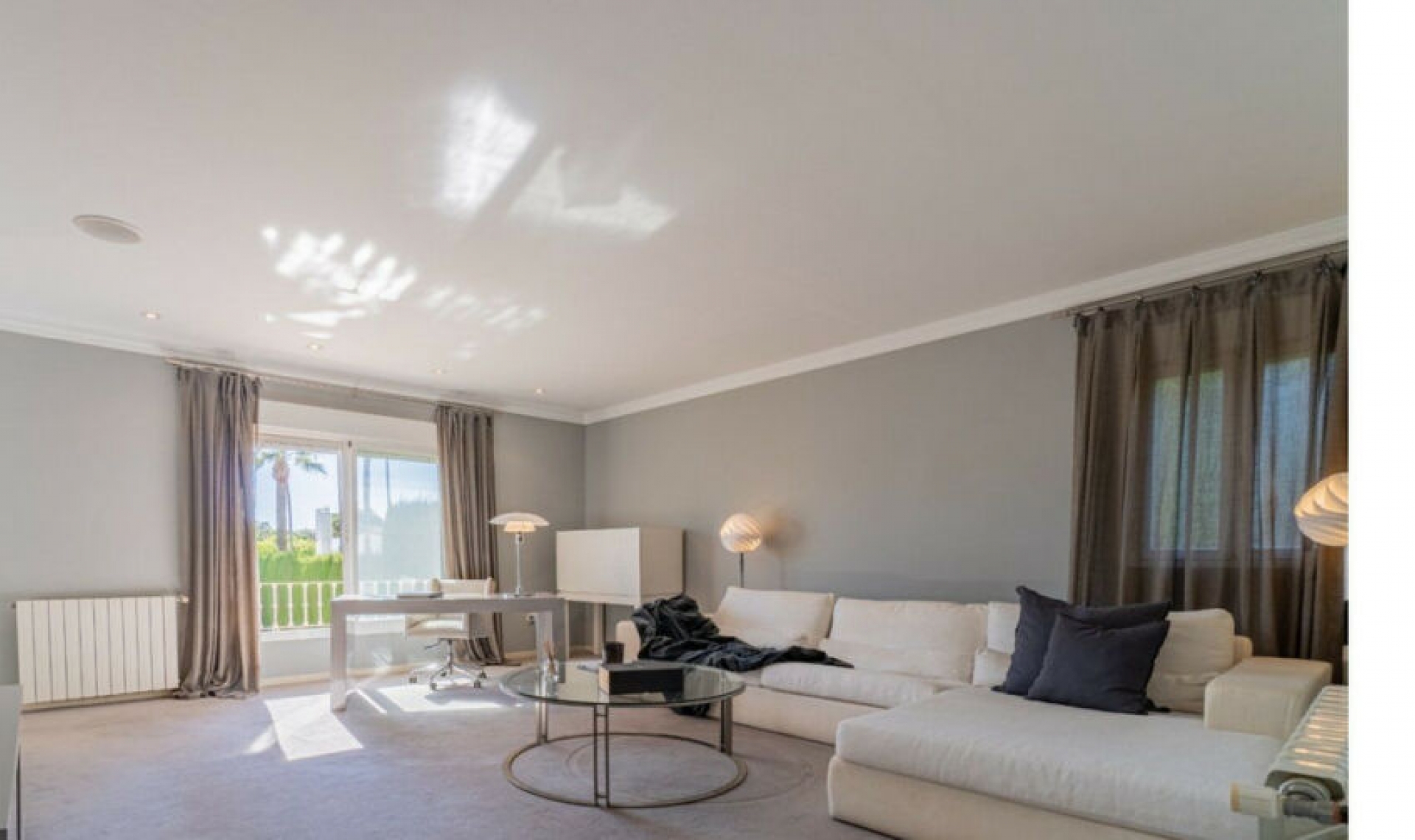 Resale - House -
Sotogrande