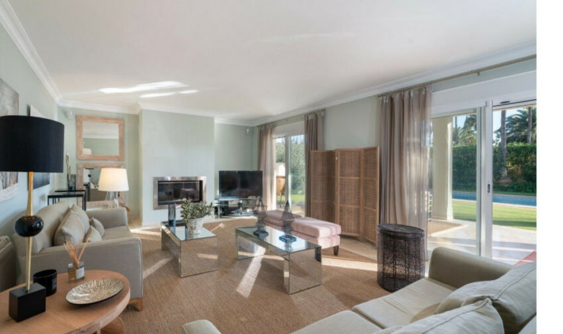 Resale - House -
Sotogrande