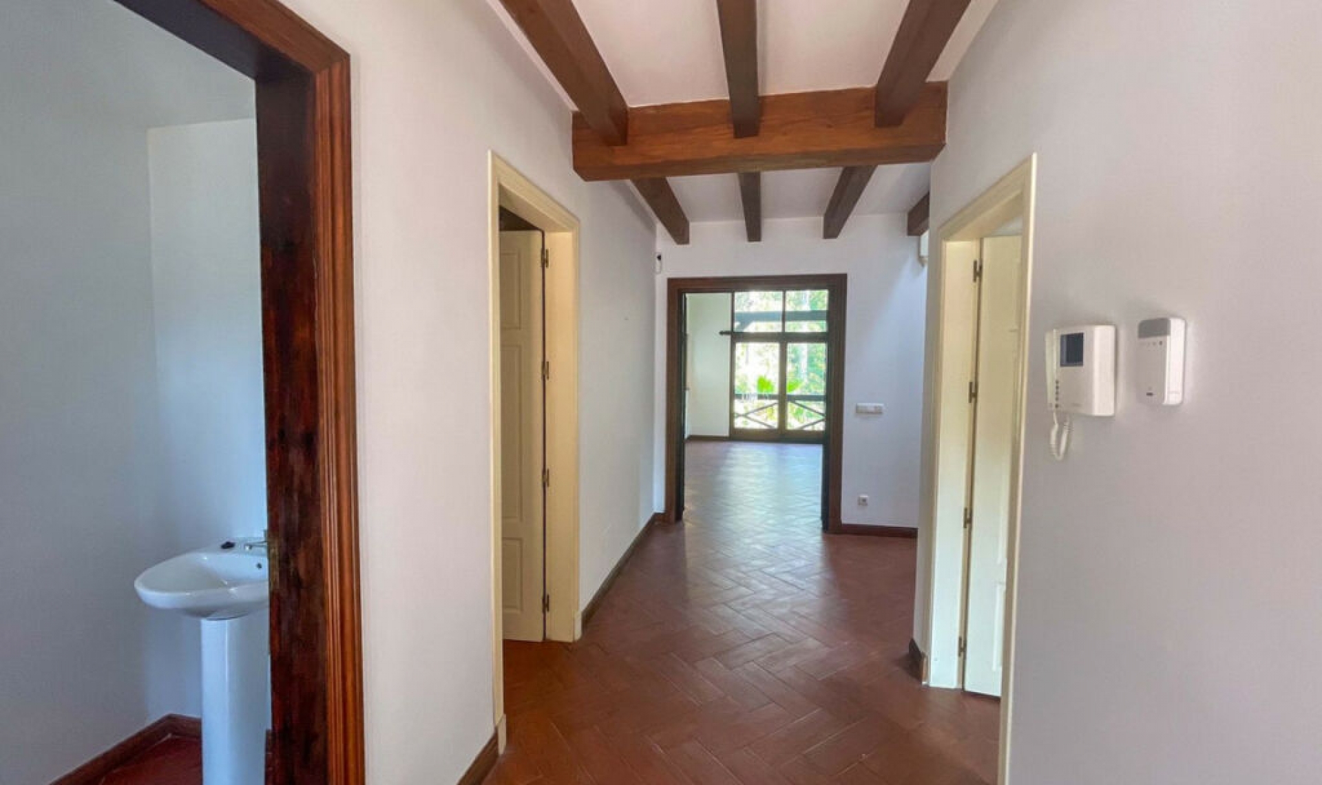 Resale - House -
Sotogrande